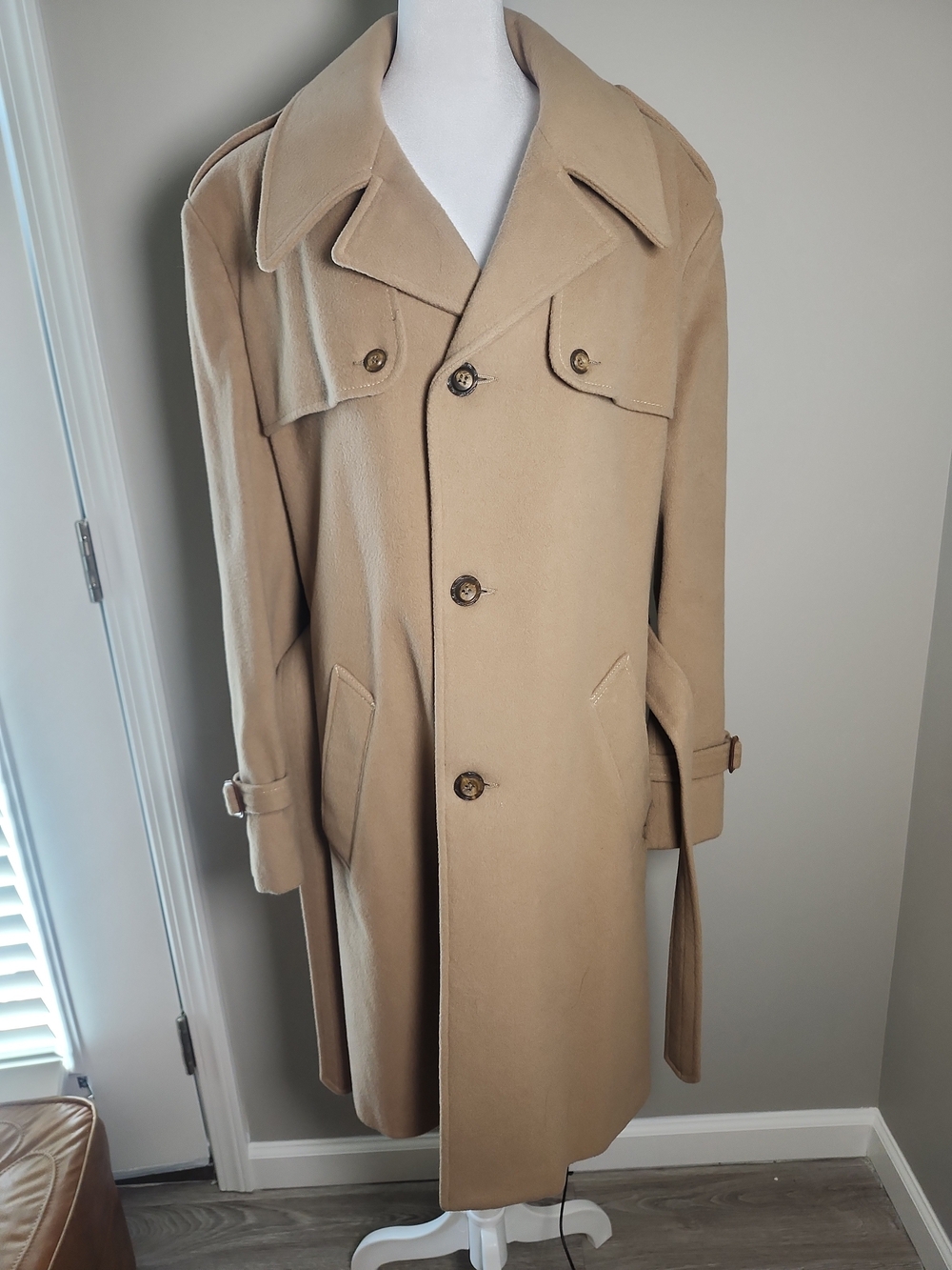 Vtg Lakeland All Wool Men's Classic Camel Overcoat Trench 60's Madmen Size 44